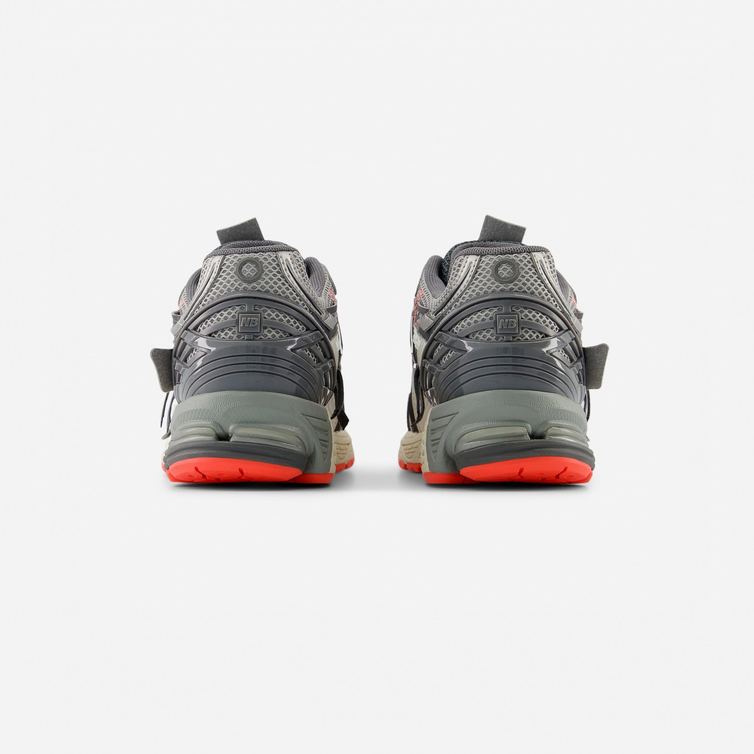 1906 Nike Max 1 sneakers