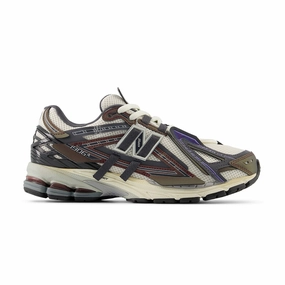 1906A 'Classic Crimson' New Balance retro-inspired sneakers