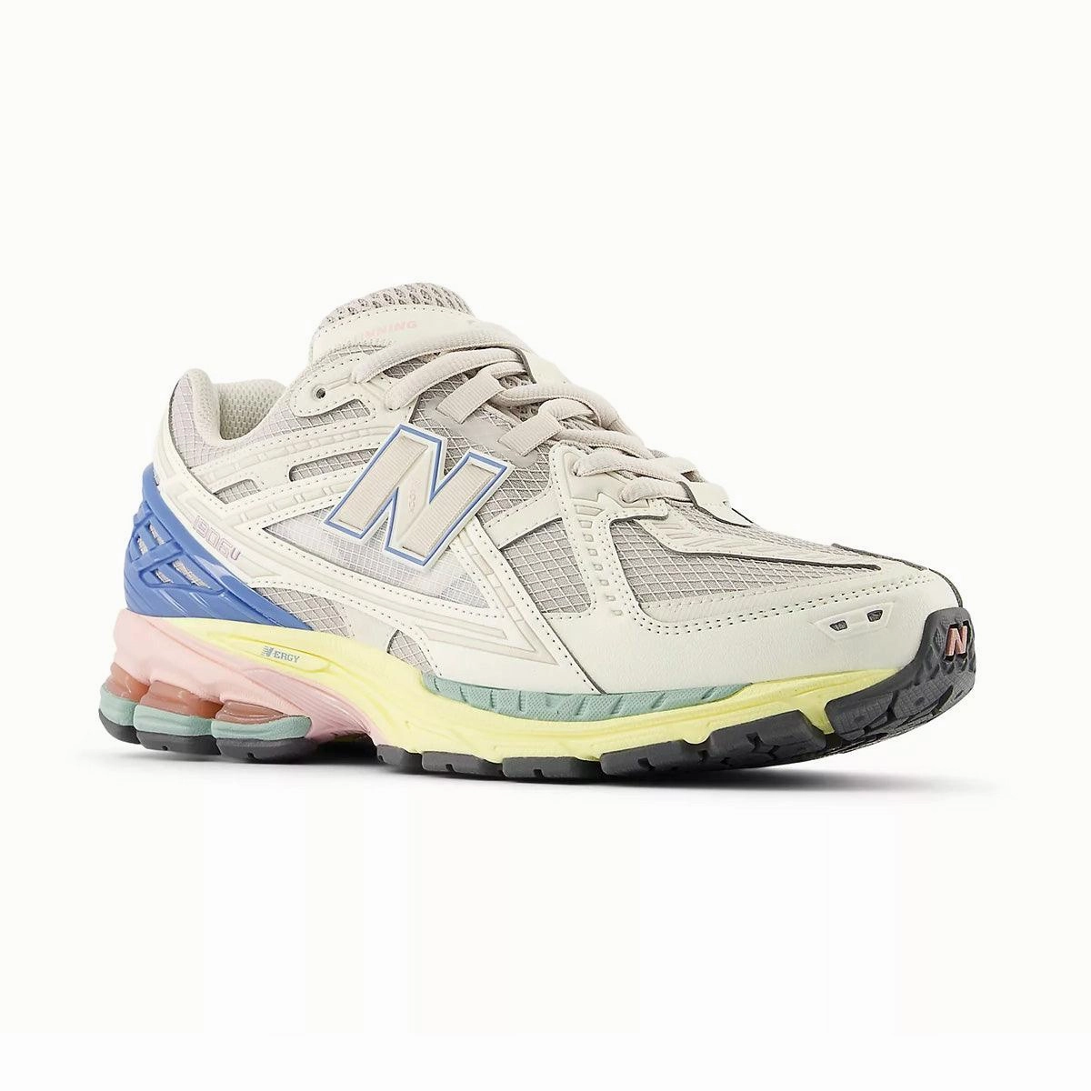1906N 'Angora' New Balance sneaker close-ups