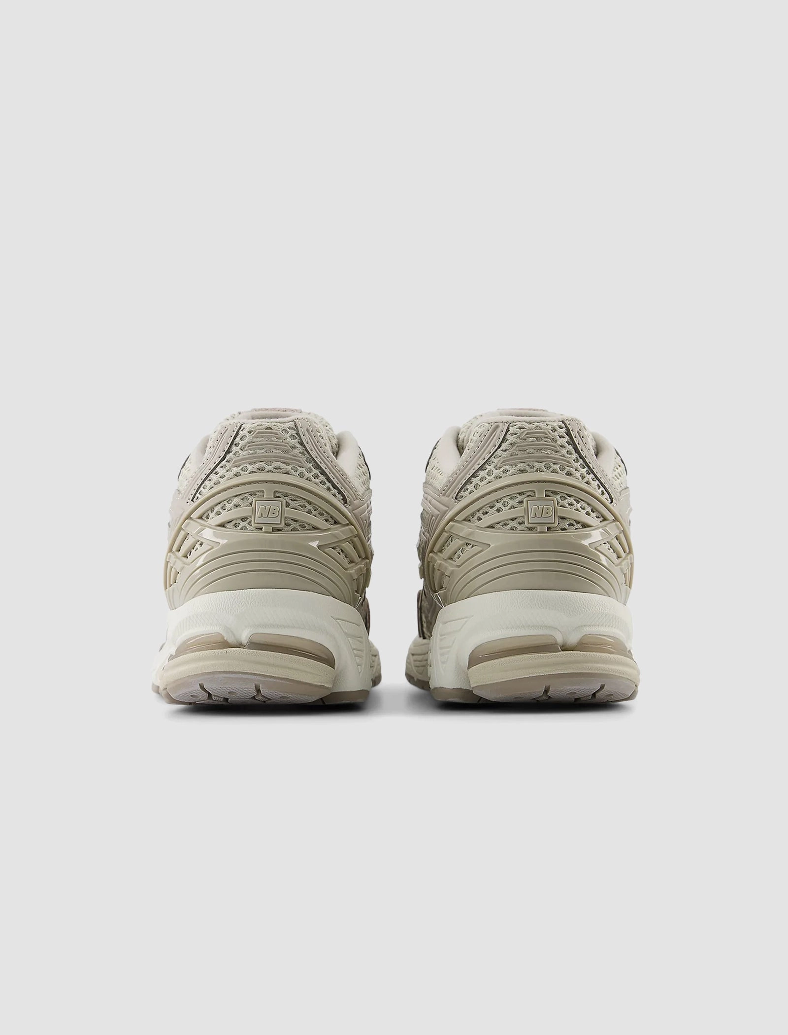 1906R "MOONROCK" Nike Air Max 1