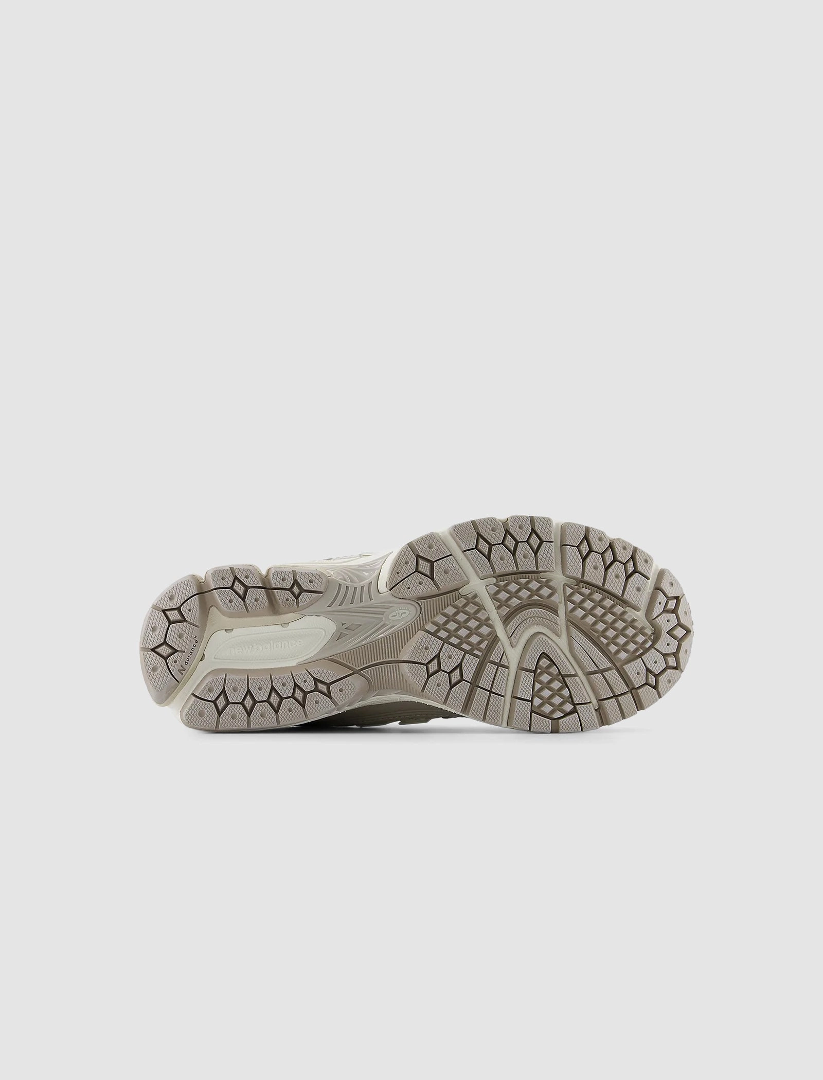 1906R "MOONROCK" Nike Air Max 1