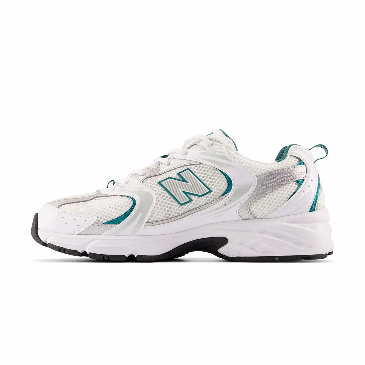 530 'White Silver Green' New Balance sneaker close-ups