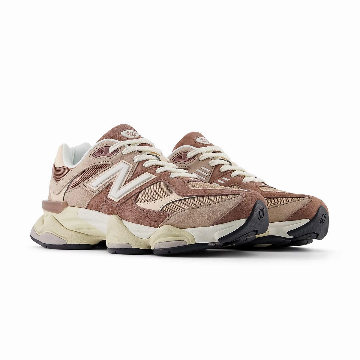 9060 'Sparrow' New Balance sneaker close-ups