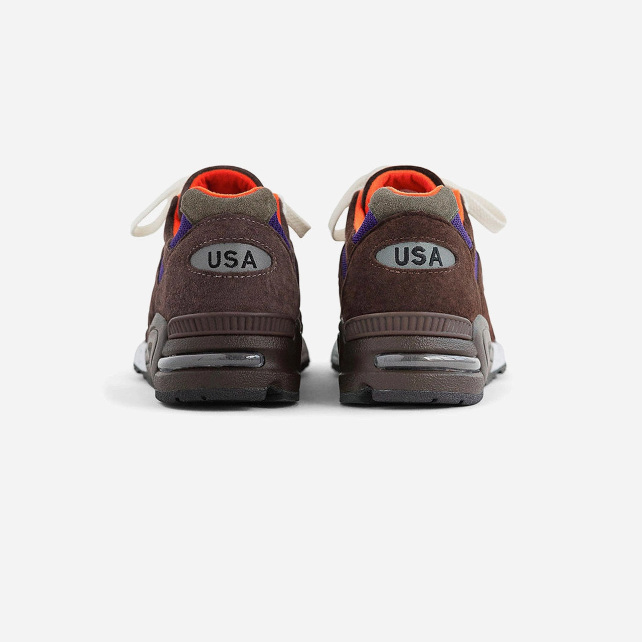 990v2 Nike Max 1 sneakers