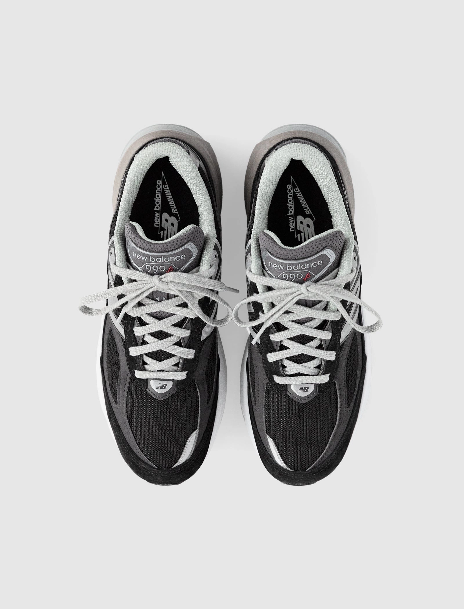 990V6 "BLACK/GREY" Nike Air Force One