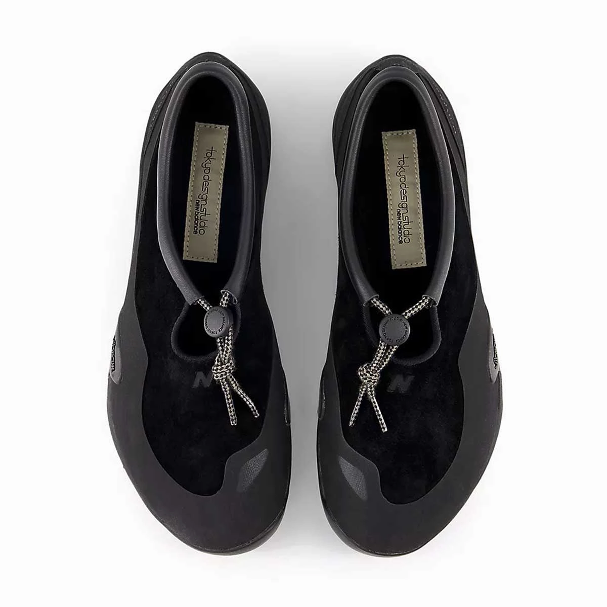   Tokyo Design Studio MT10T 'Black Dockside' New Balance sneaker close-ups
