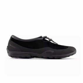   Tokyo Design Studio MT10T 'Black Dockside' New Balance retro-inspired sneakers