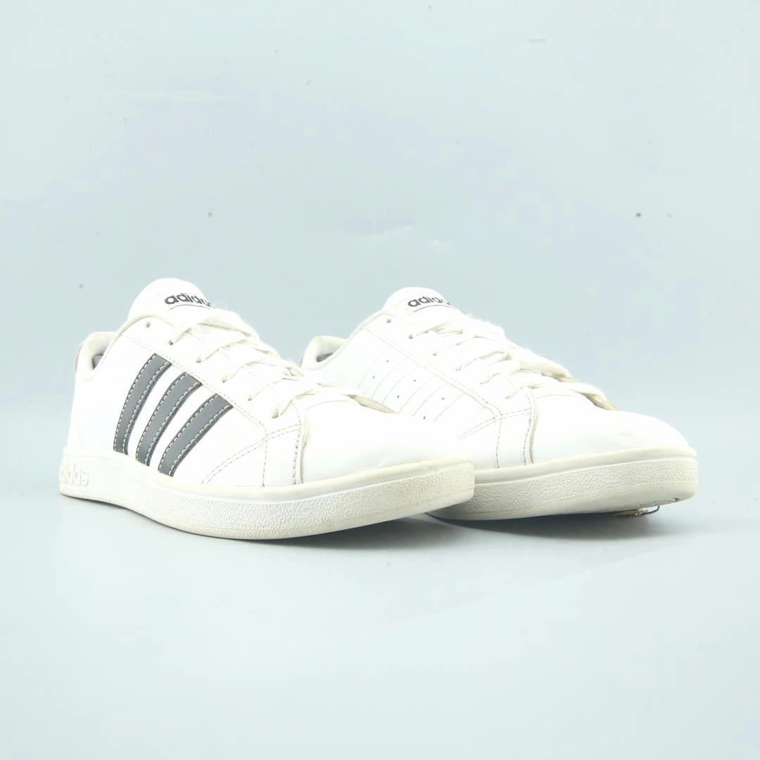 ADIDAS ADVANTAGE Adidas Lightweight Running Shoes for Men