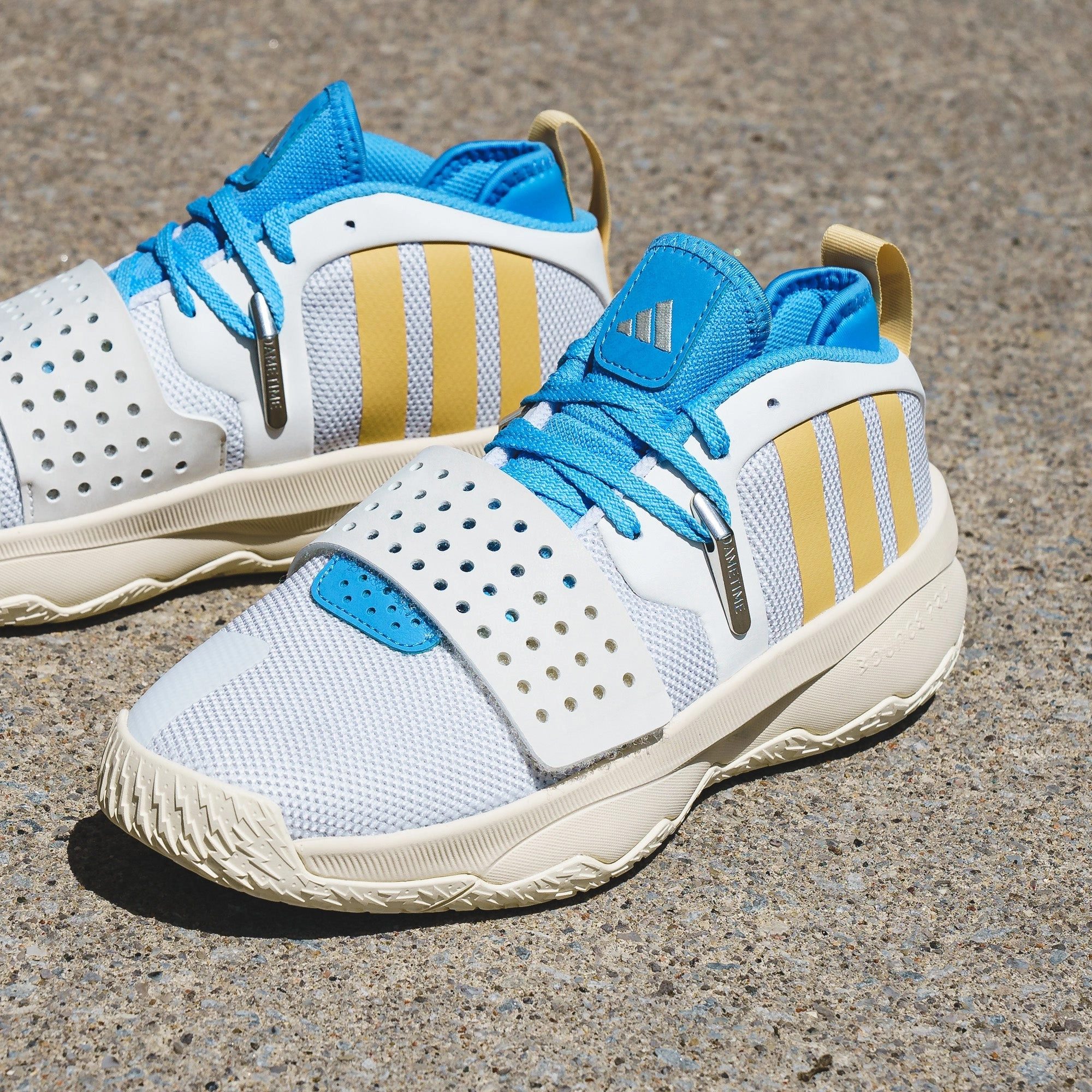Adidas Basketball Men Dame 8 EXTPLY White IF1514 Adidas Classic Running Shoes for Style