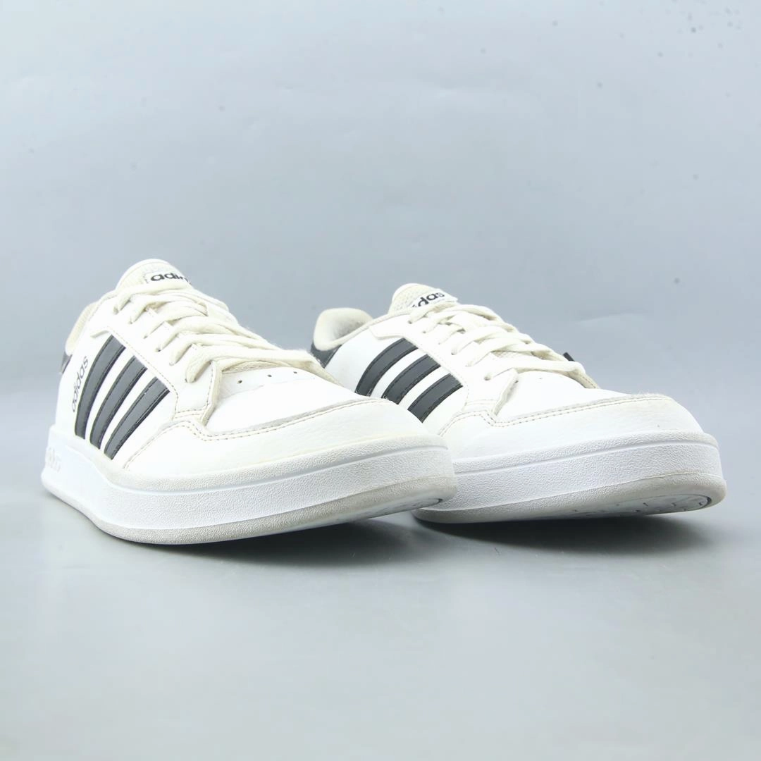 ADIDAS BREAKNET Adidas Lightweight Running Shoes for Men