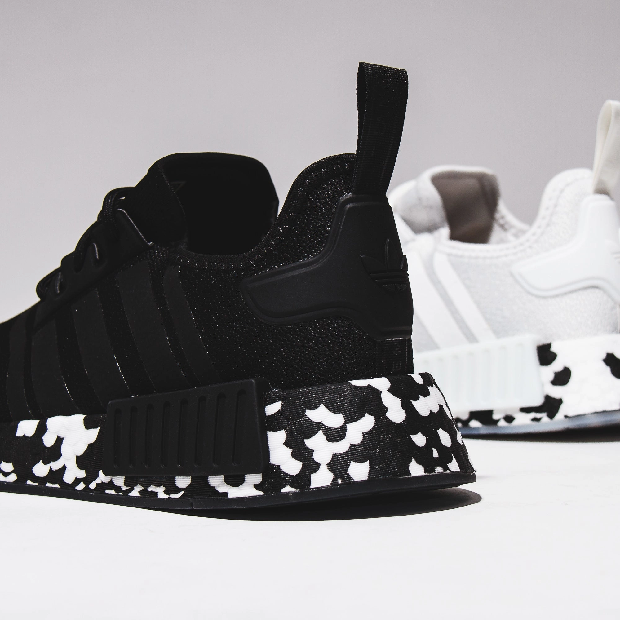 Adidas Originals Men NMD R1 Boost White GZ4307 Adidas Classic Running Shoes for Style