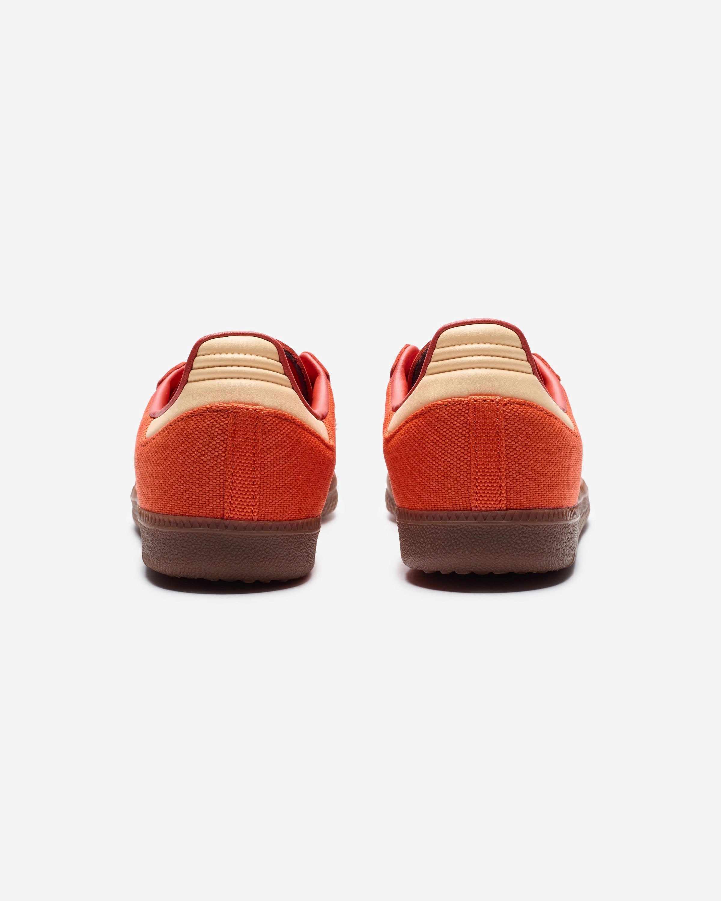 ADIDAS SAMBA OG - CORANG/ PANTON/ PRERED Classic sport-style footwear