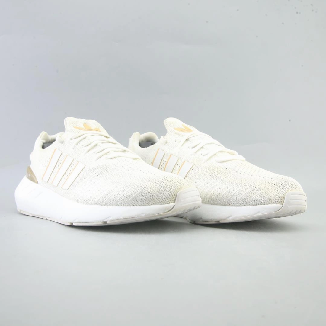 ADIDAS SWIFT RUN 22 Adidas Running Shoes for Men