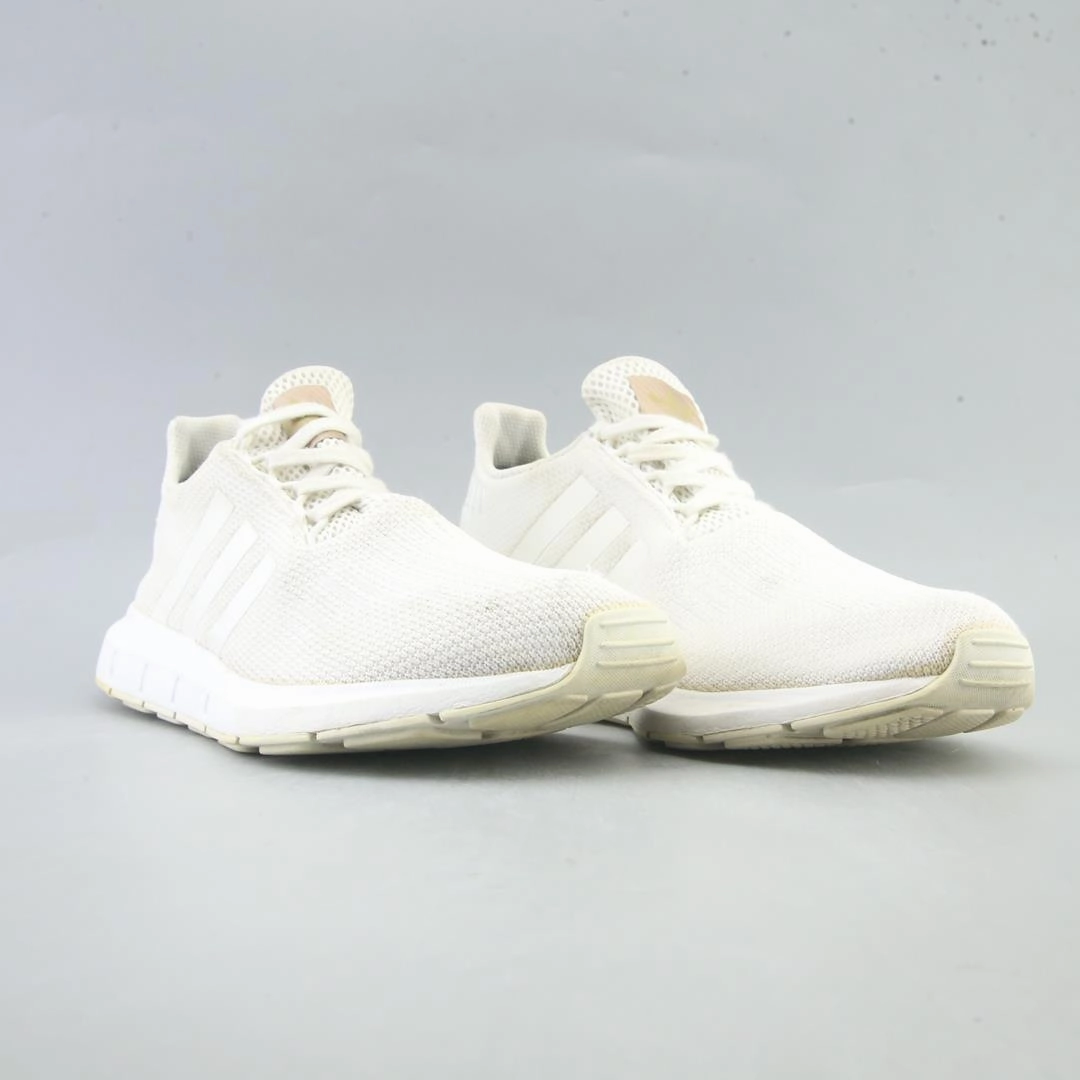 ADIDAS SWIFT RUN Adidas Running Shoes for Men