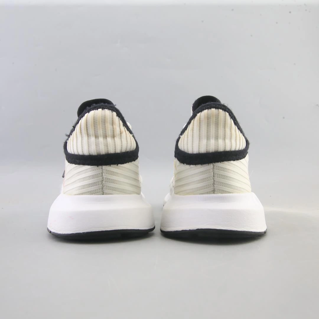 ADIDAS SWIFT RUN Adidas Running Shoes for Men