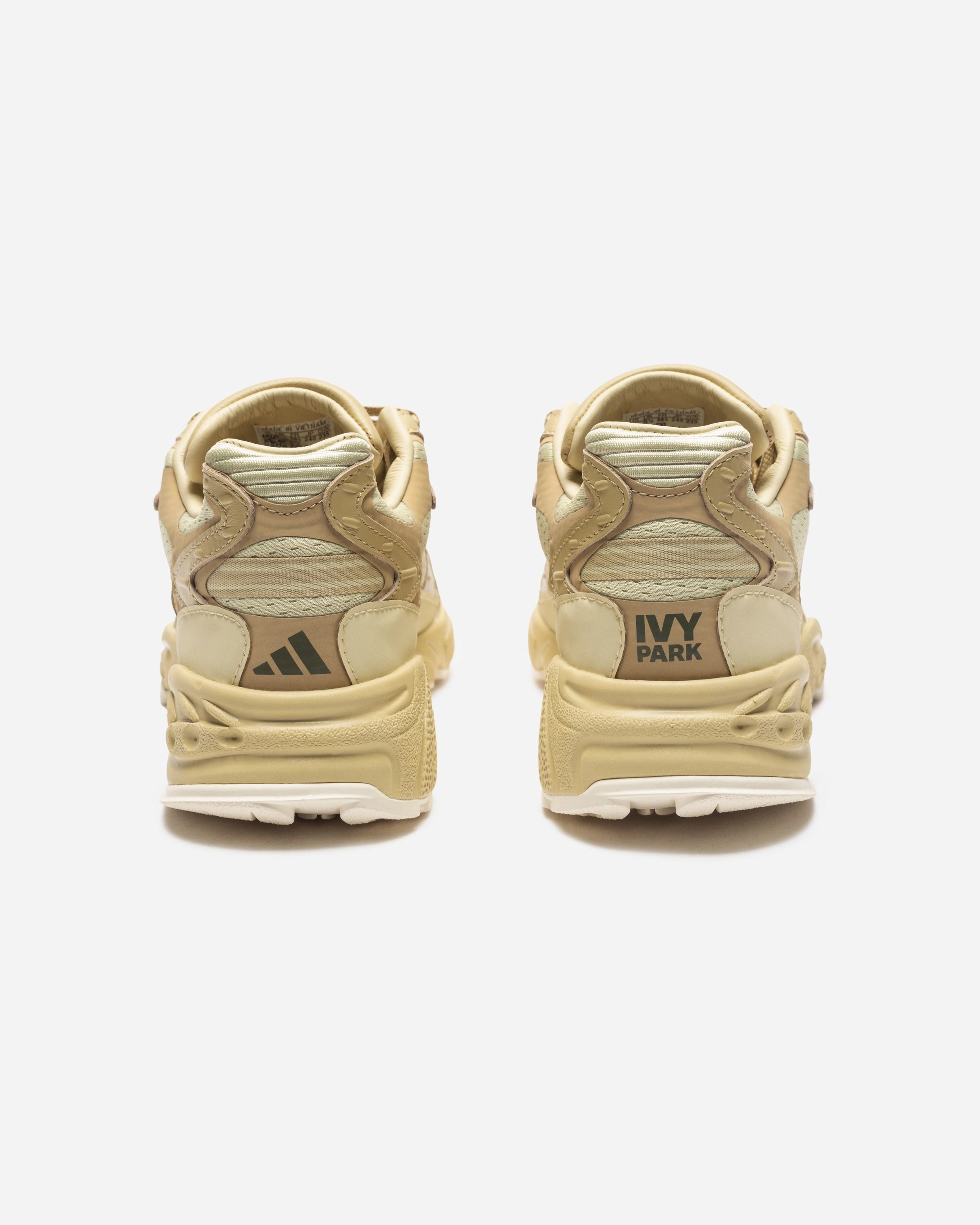 ADIDAS X IVP SAVAGE TRAIL - SAND/ SANBEI/ MEDRKH Classic sport-style footwear