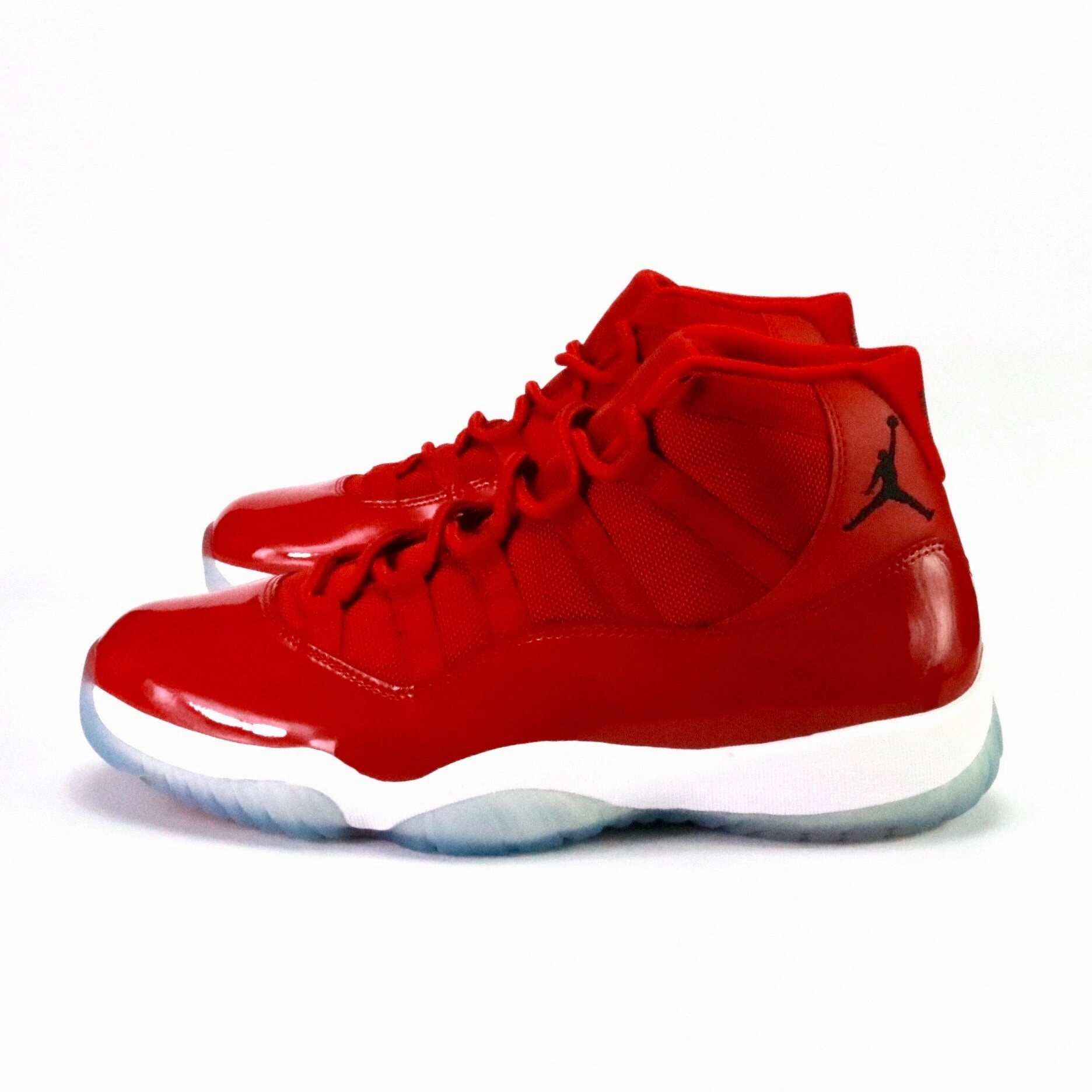 Air Jordan 11 Retro 'Win Like 96' Gym Red Black White Retro Sneakers