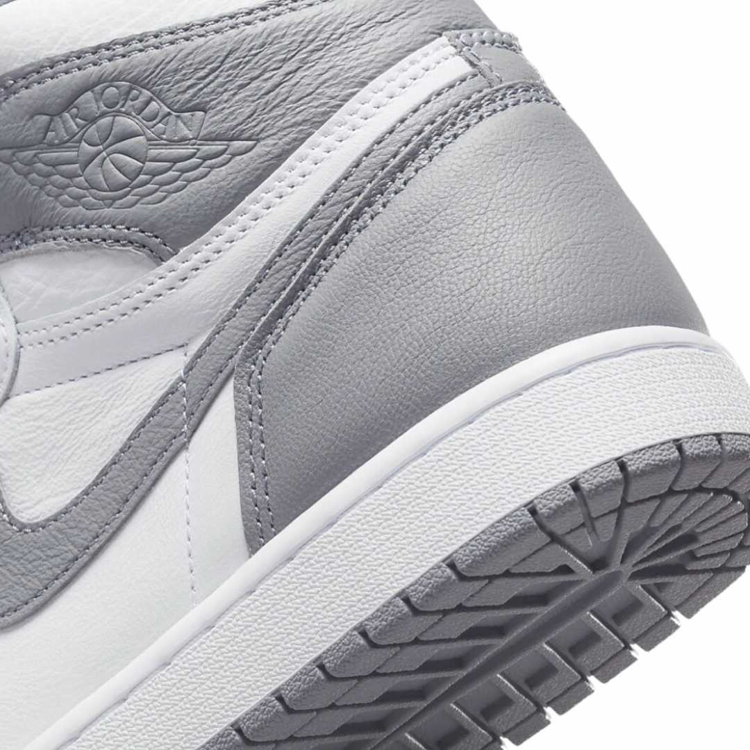 Air Jordan 1 High OG Stealth White Basketball Shoes