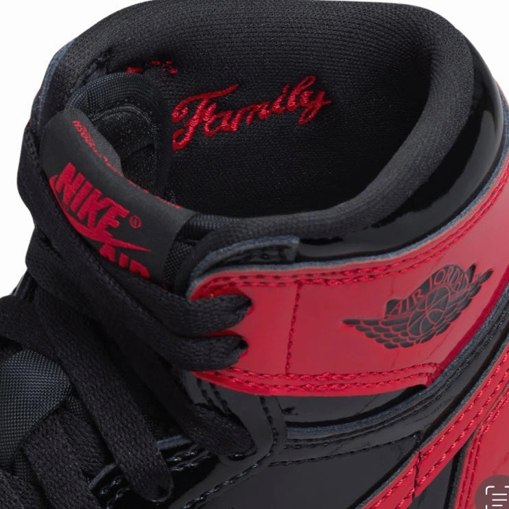 Air Jordan 1 High Retro Bred Patent Varsity Red Black White Basketball Shoes