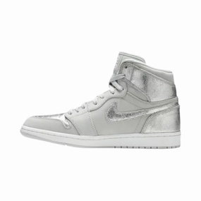 Air Jordan 1 High Retro CO JP Japan Silver Anniversary (2009) Special Edition Suitcase Box Neutral Grey Metallic Silver White Air Jordan basketball shoes with classic look