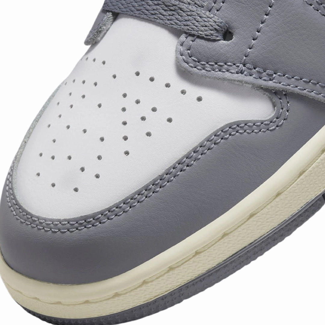 Air Jordan 1 Low GS Stealth White Sail Basketball Shoes