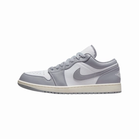 Air Jordan 1 Low Stealth White Sail Air Jordan basketball shoes with classic look