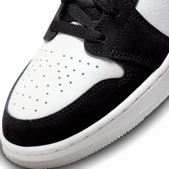 Air Jordan 1 Mid GS Diamond Pearl White Black Basketball Shoes