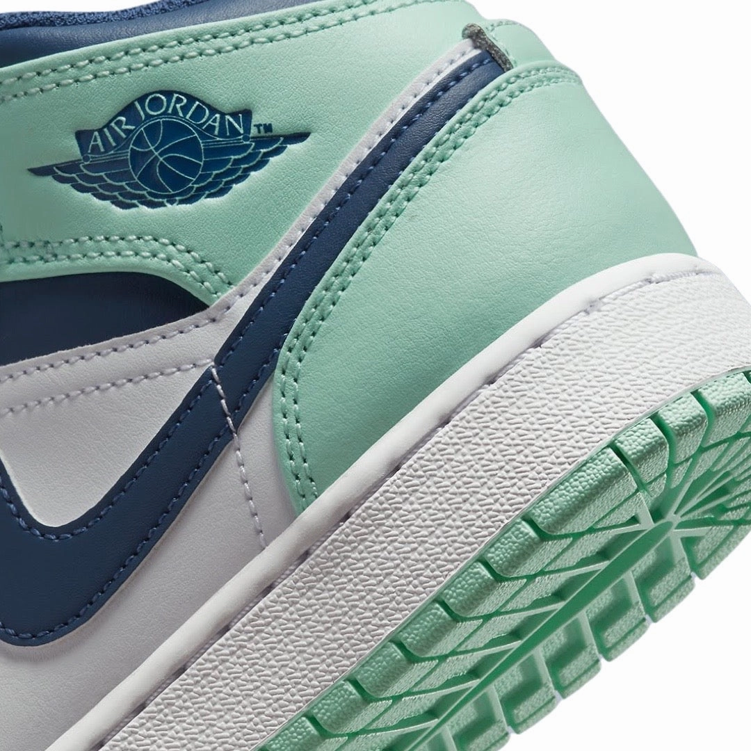 Air Jordan 1 Mid GS Mystic Navy Mint White Basketball Shoes
