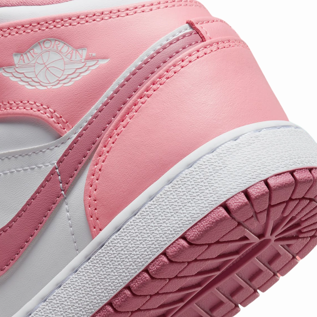 Air Jordan 1 Mid (GS) Valentine's Day Coral Chark Desert Berry White Basketball Shoes
