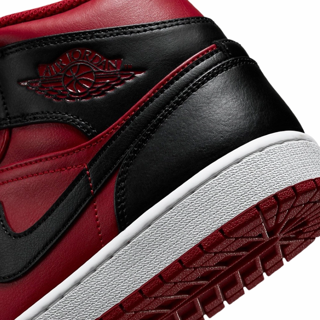 Air Jordan 1 Mid Reverse Bred Gym Red Black White Basketball Shoes