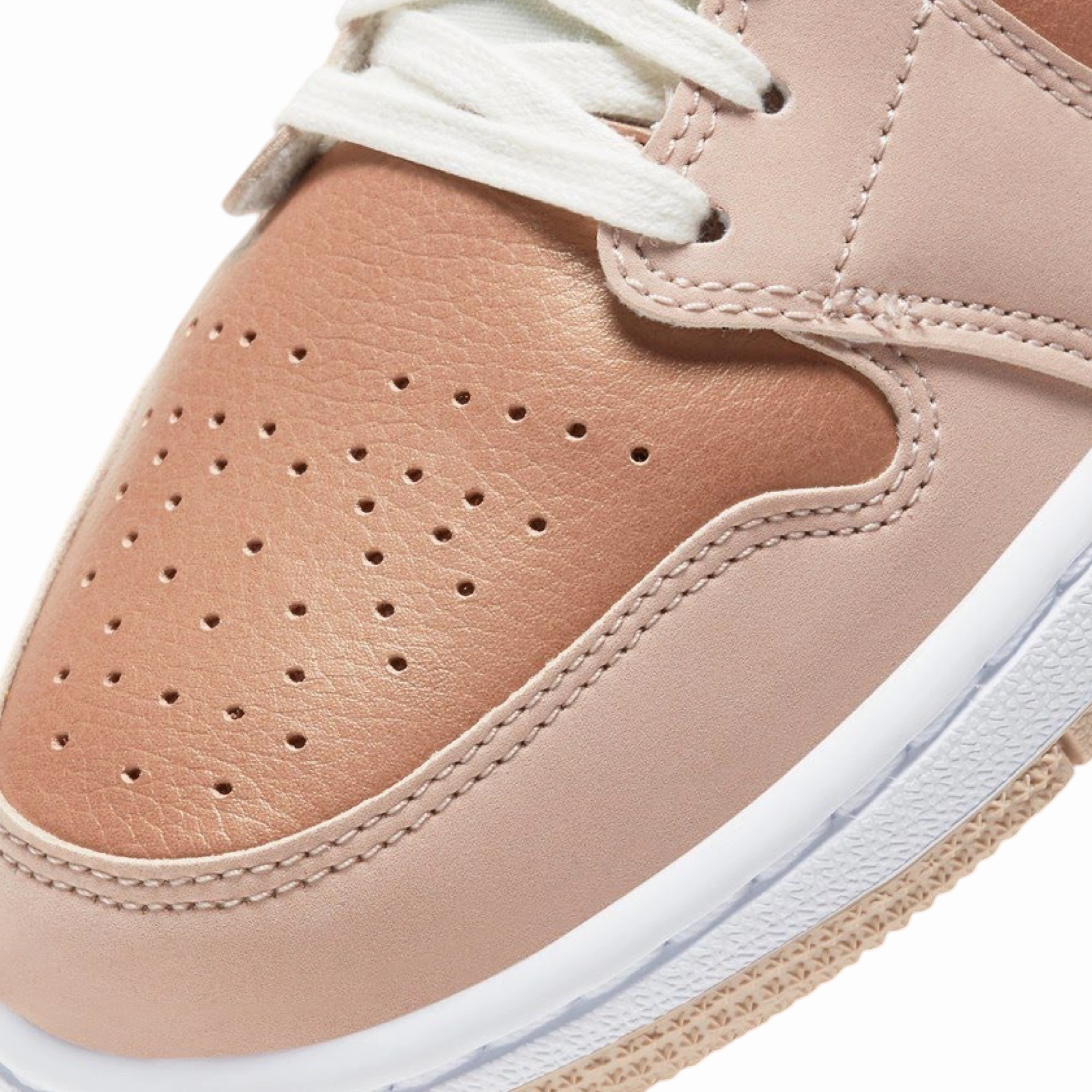 Air Jordan 1 Mid SE Particle Beige Black Basketball Shoes