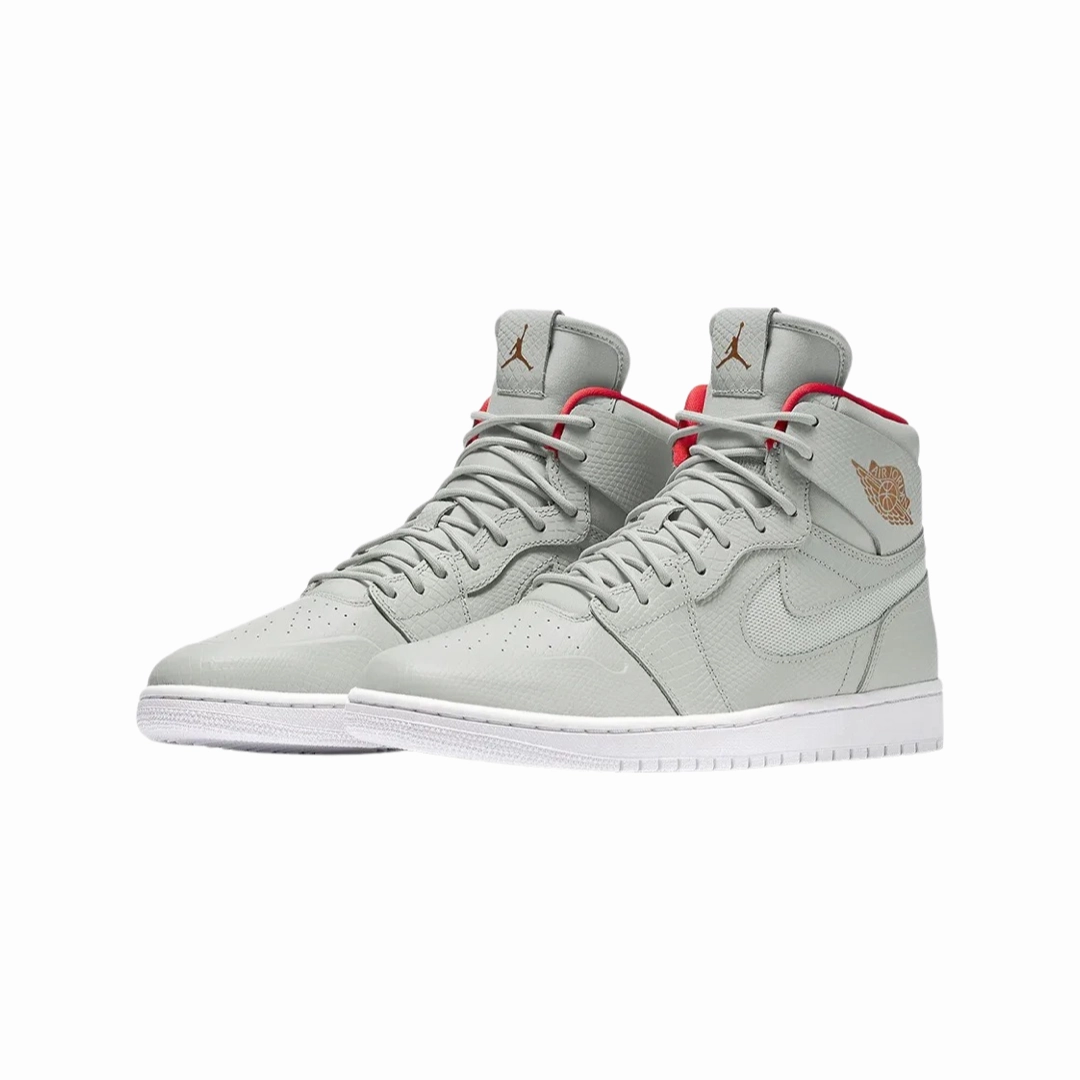 Air Jordan 1 Retro High Nouveau Pure Platinum Bright Crimson Basketball Shoes