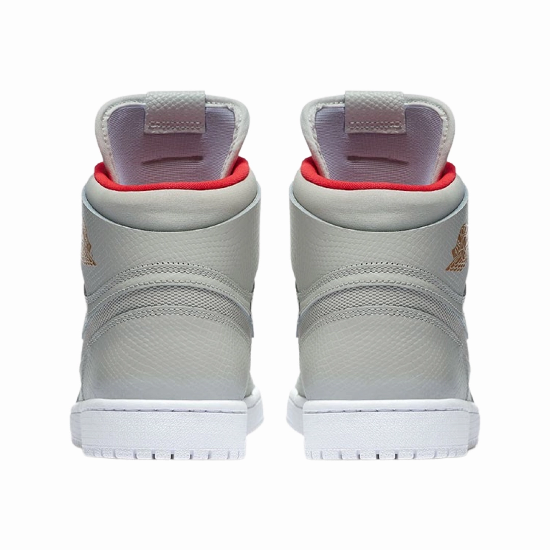 Air Jordan 1 Retro High Nouveau Pure Platinum Bright Crimson Basketball Shoes