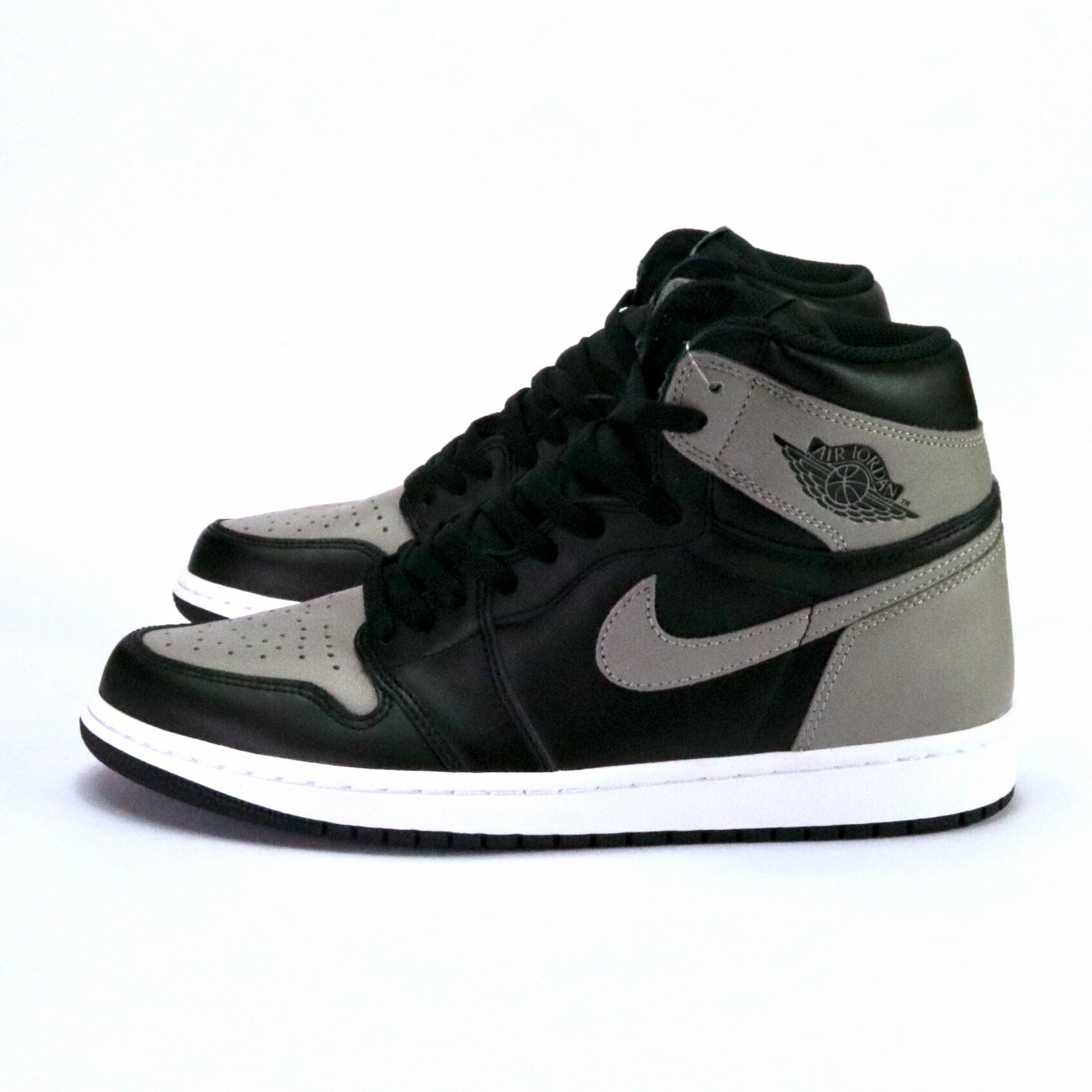 Air Jordan 1 Retro Shadow 2018 Black Medium Grey White Retro Sneakers