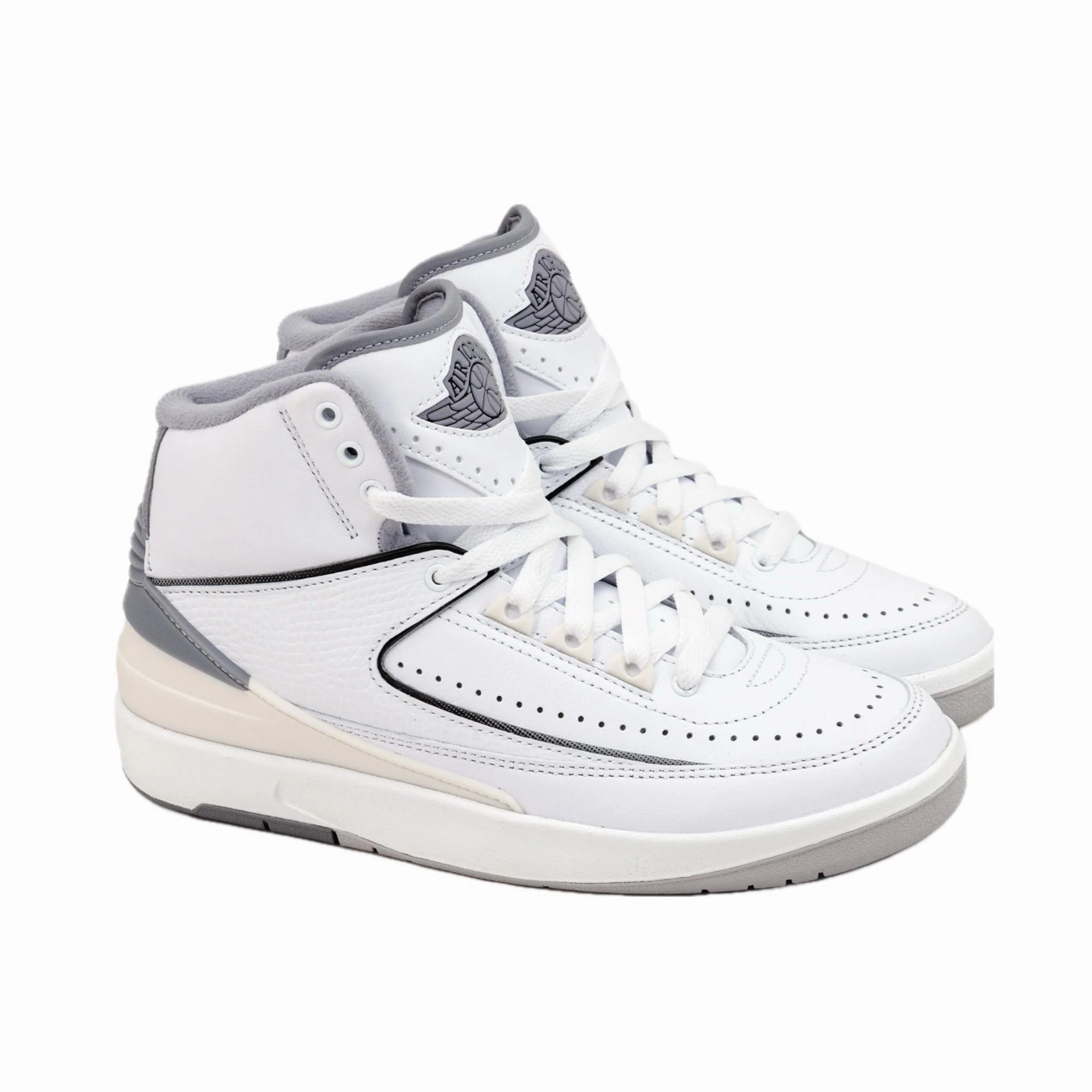 Air Jordan 2 Retro (GS) Cement Grey White Cement Grey Sail Black Air Jordan basketball shoes with classic look