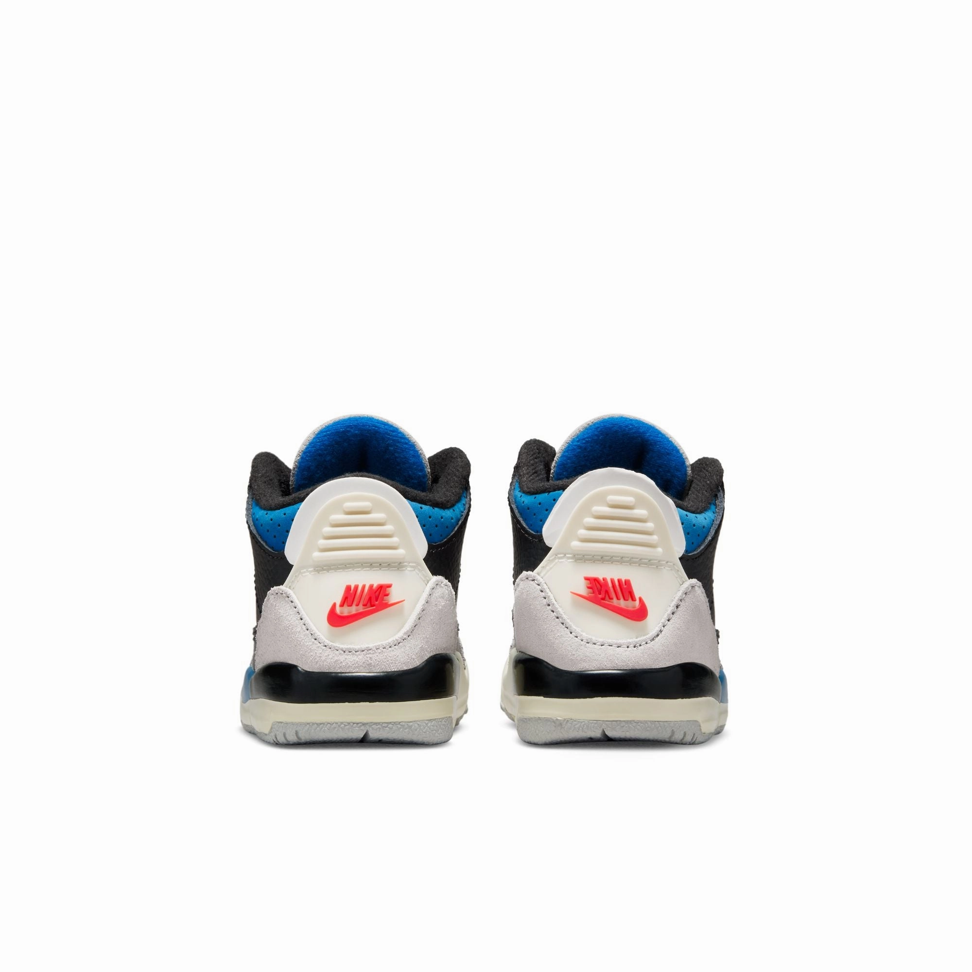AIR JORDAN 3 RETRO (TD) Air Jordan iconic basketball sneakers