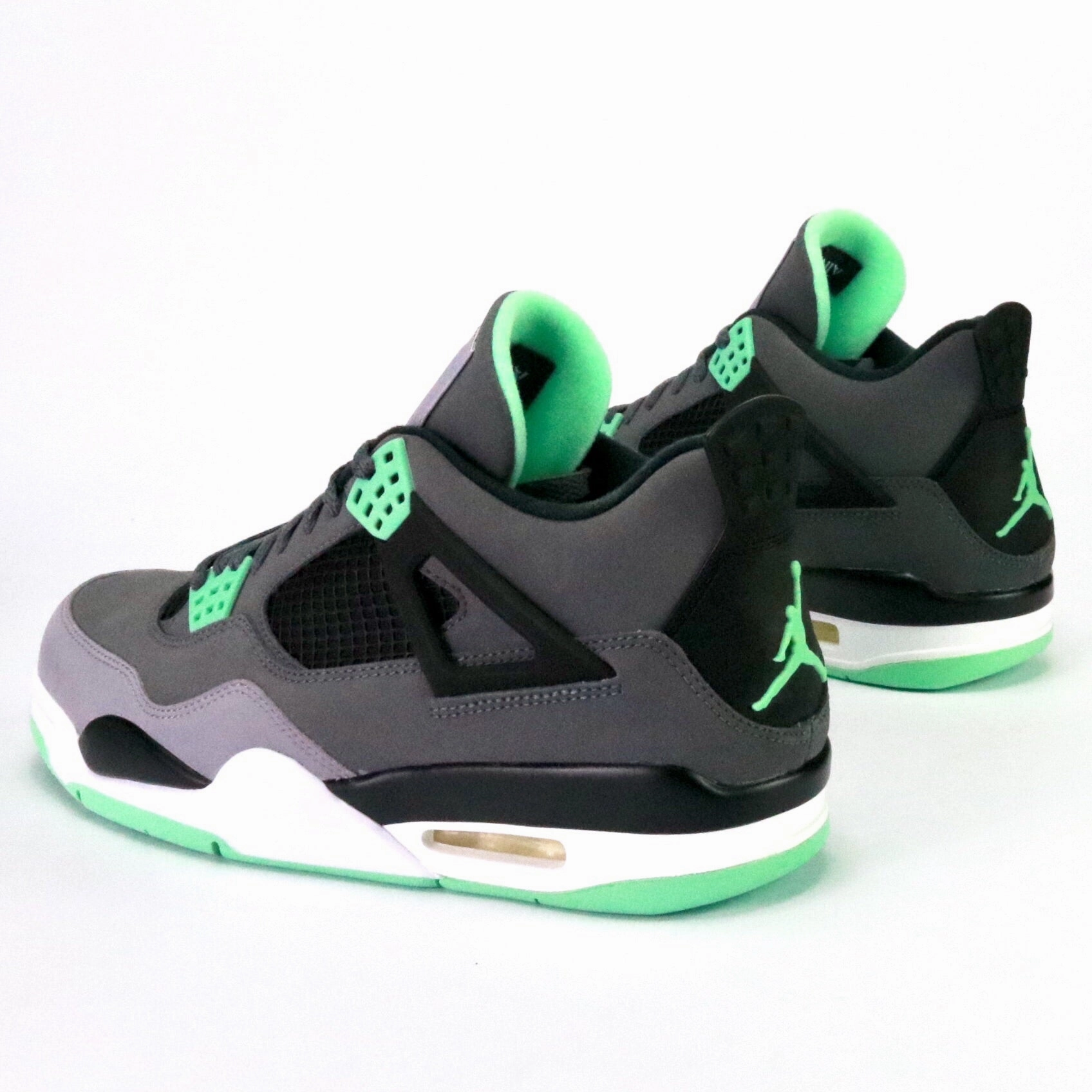 Air Jordan 4 Retro 'Green Glow' Dark Grey Green Glow Cement Grey Black Retro Sneakers