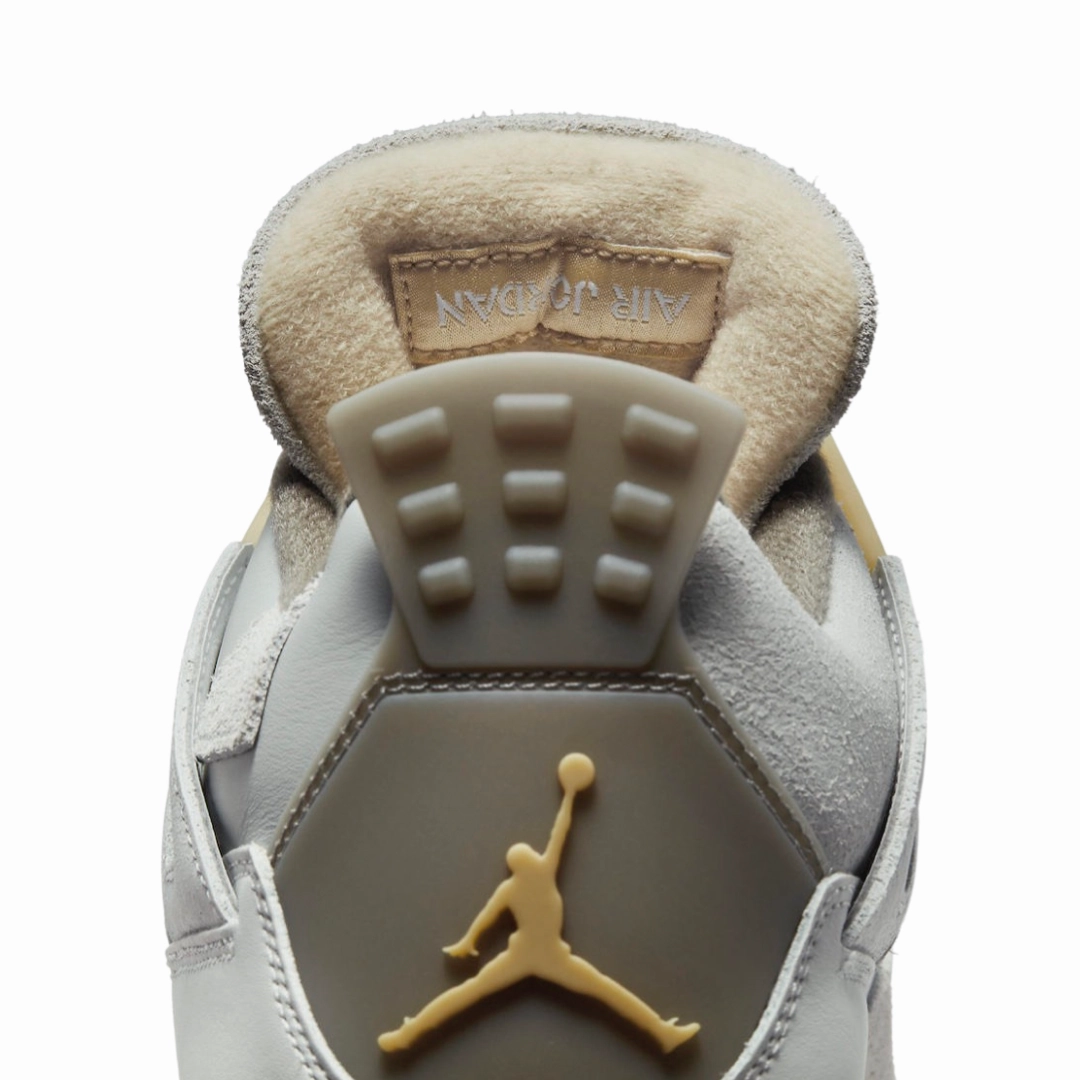 Air Jordan 4 SE Craft Photon Dust Pale Vanilla Basketball Shoes