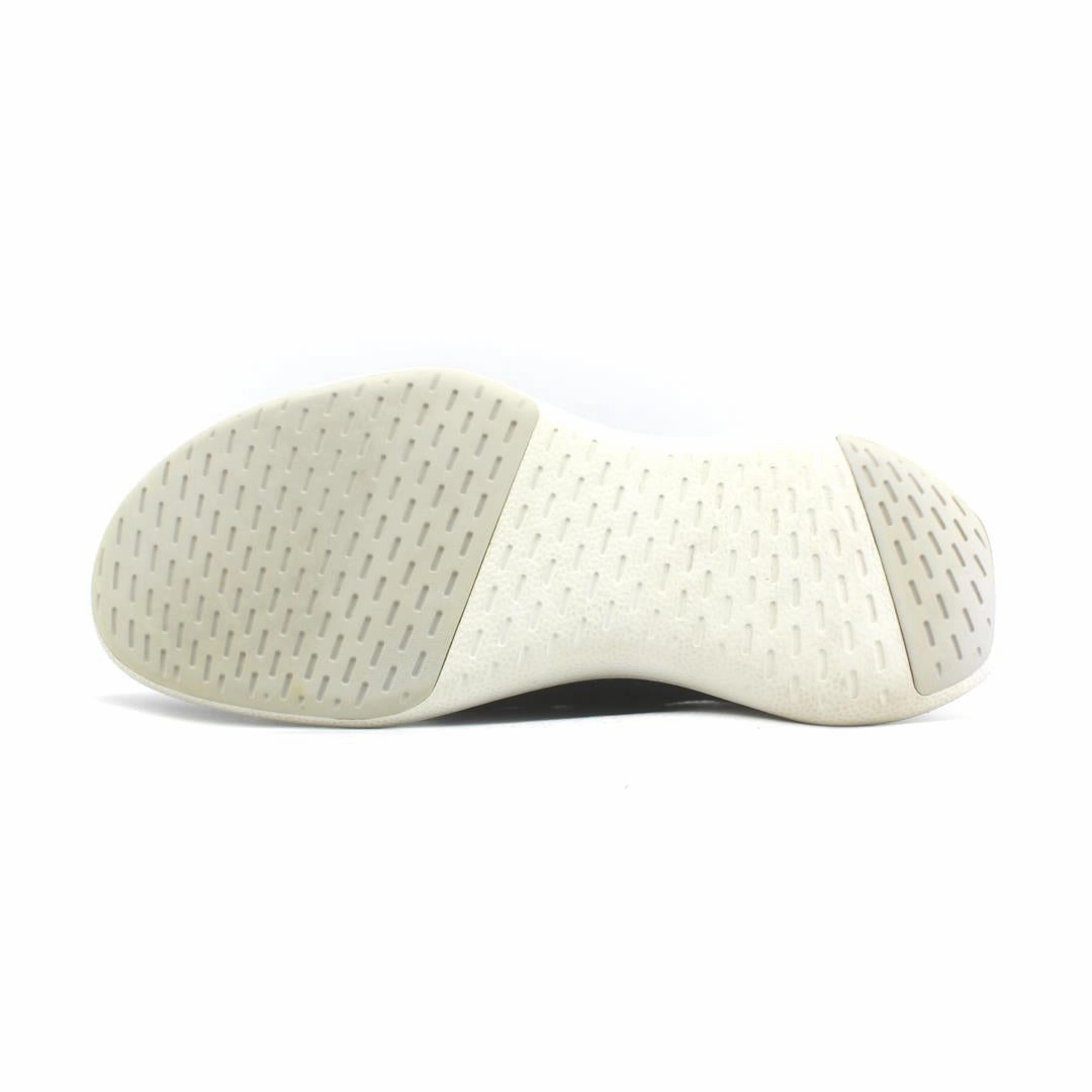 Allbirds Tree Dashers - CLASSICS: Black Thunder (Black Upper / White Sole) EX sleek everyday shoe design