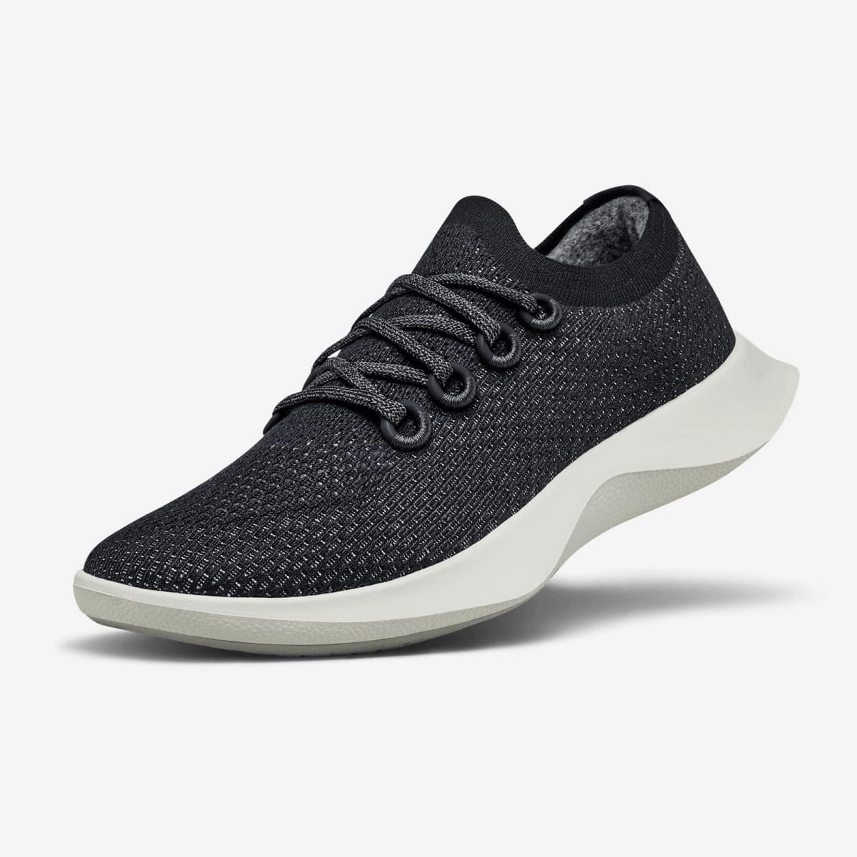 Allbirds Tree Dashers - CLASSICS: Black Thunder (Black Upper / White Sole) sleek everyday shoe design