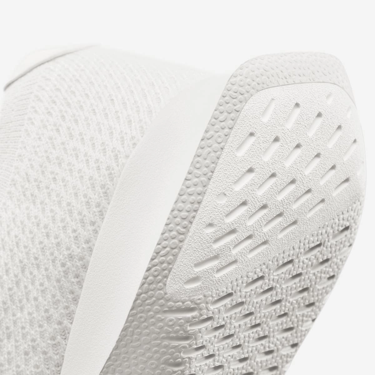 Allbirds Tree Dashers - LIMITED EDITION - Blizzard (White Sole) sleek everyday shoe design