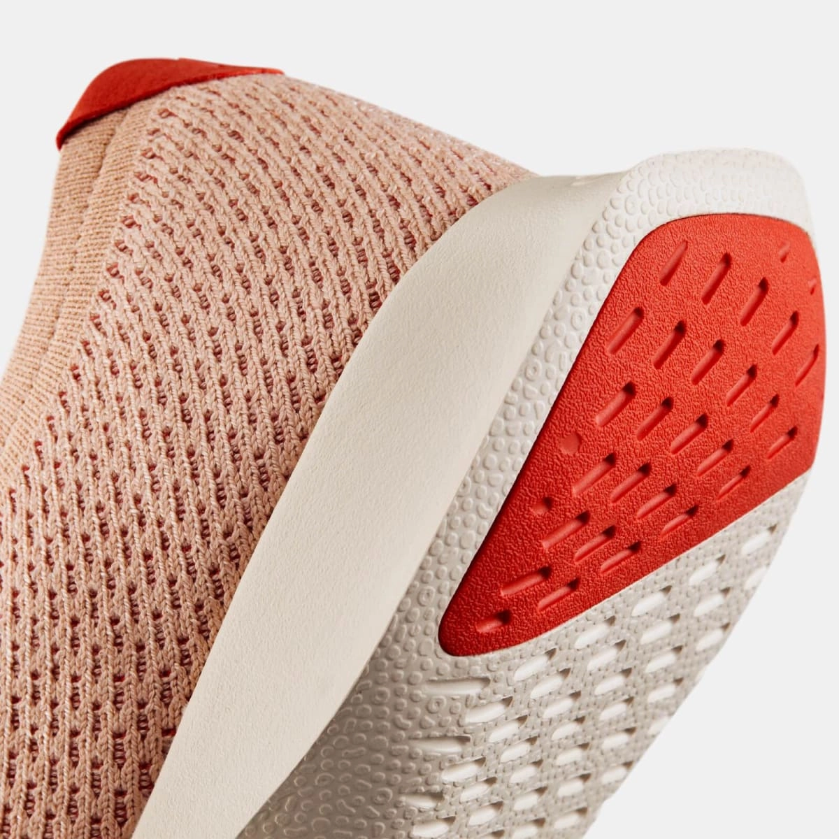 Allbirds Tree Dashers - LIMITED EDITION: Flame (Light Red Sole) sleek everyday shoe design