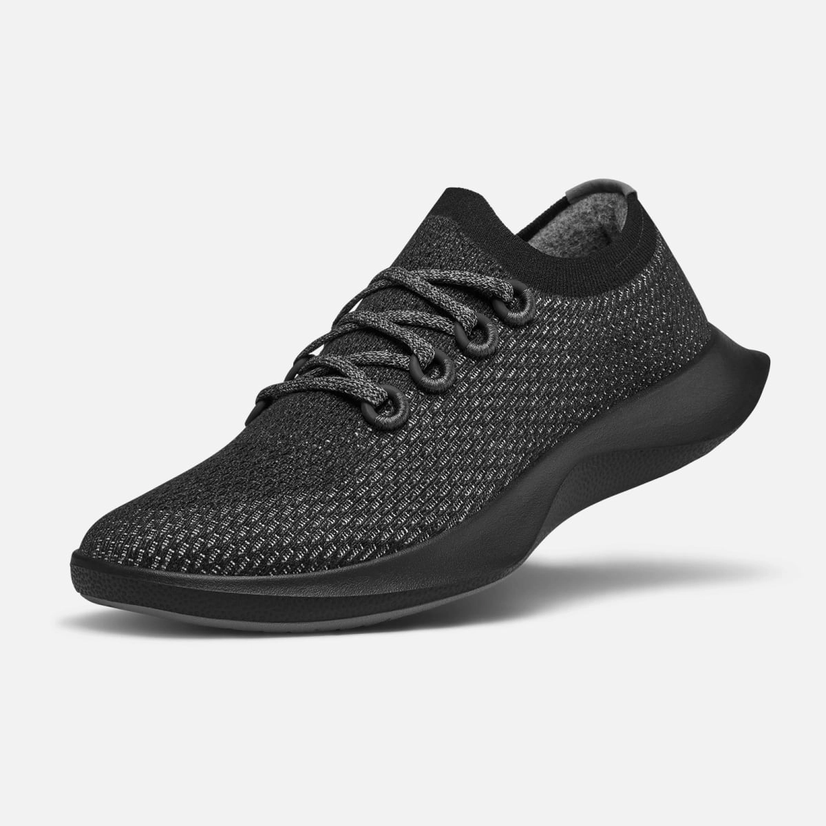 Allbirds Tree Dashers - LIMITED EDITION: Obsidian (Black Sole) sleek everyday shoe design