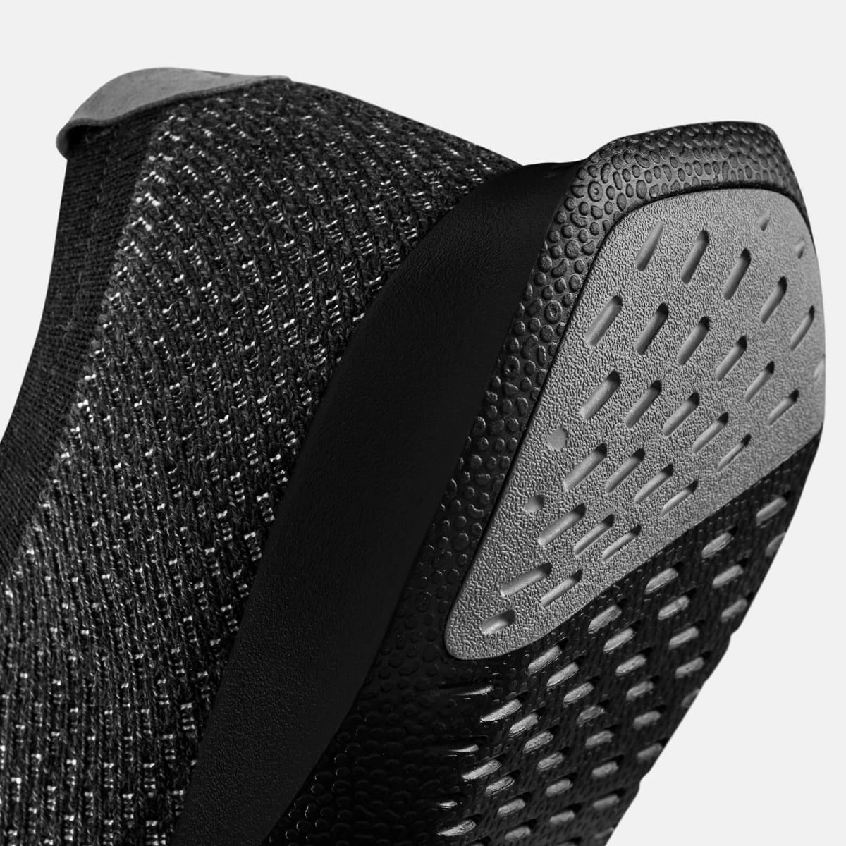 Allbirds Tree Dashers - LIMITED EDITION: Obsidian (Black Sole) sleek everyday shoe design