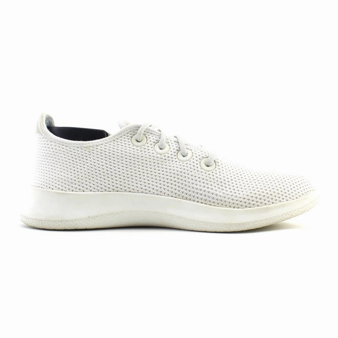 Allbirds Tree Runners - CLASSICS: Chalk (White Sole) EX sleek everyday shoe design