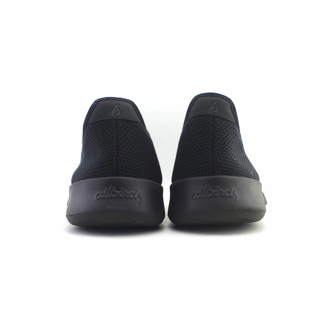 Allbirds Tree Runners - CLASSICS: Jet Black (Black Sole) EX sleek everyday shoe design