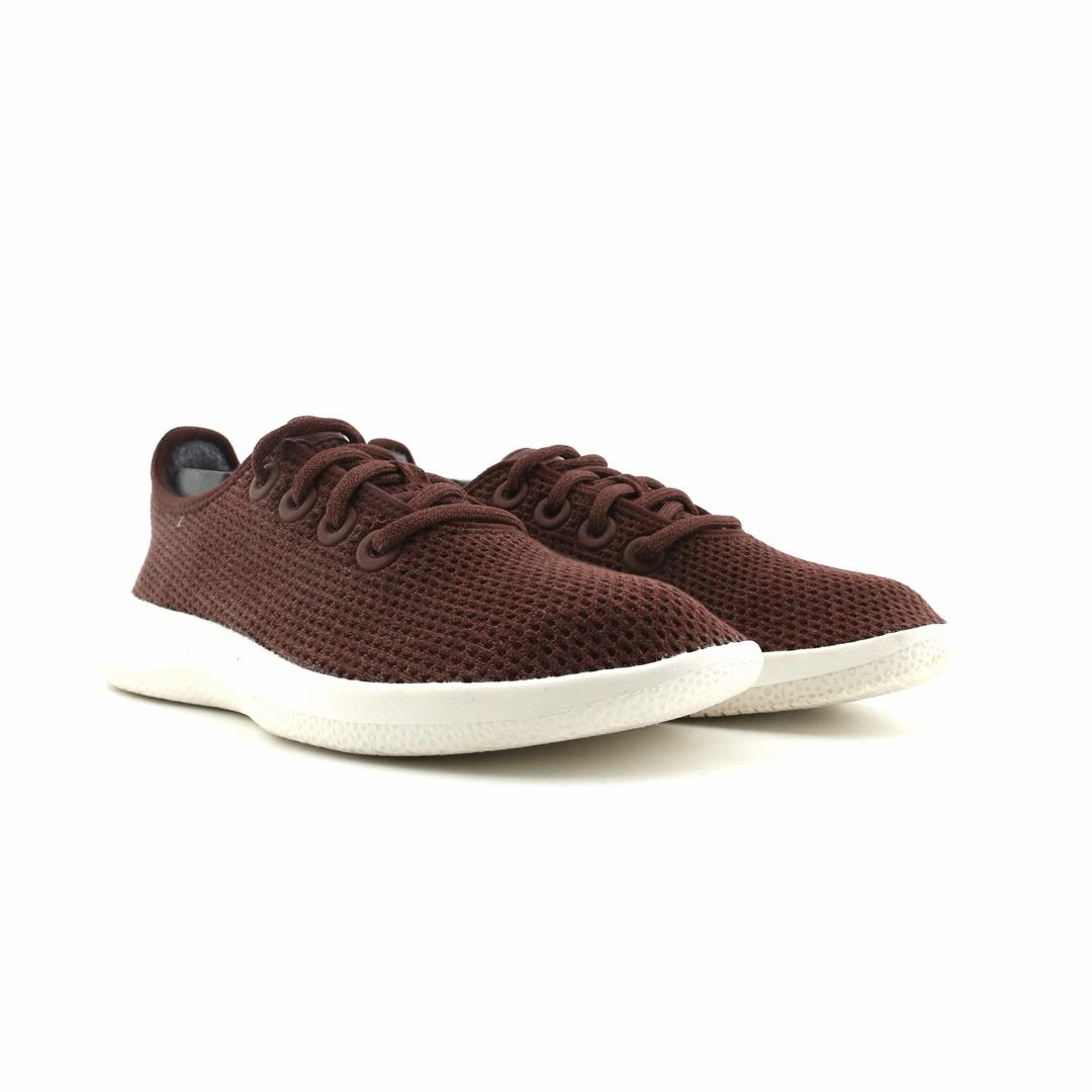 Allbirds Tree Runners - LIMITED EDITION: Turtle Shell (White Sole) sleek everyday shoe design