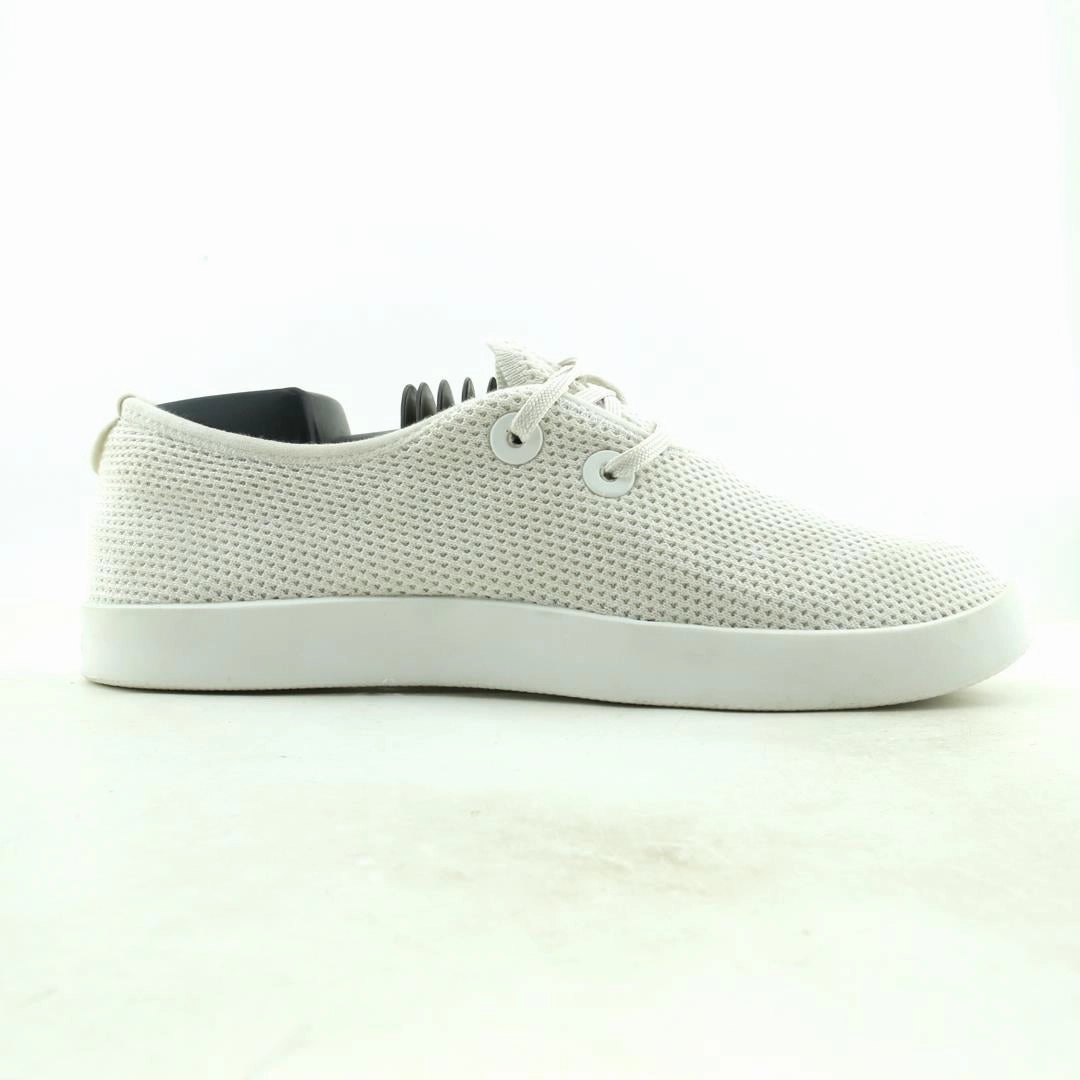Allbirds Tree Skippers - LIMITED EDITION: :Chalk (White Sole) EX sleek everyday shoe design