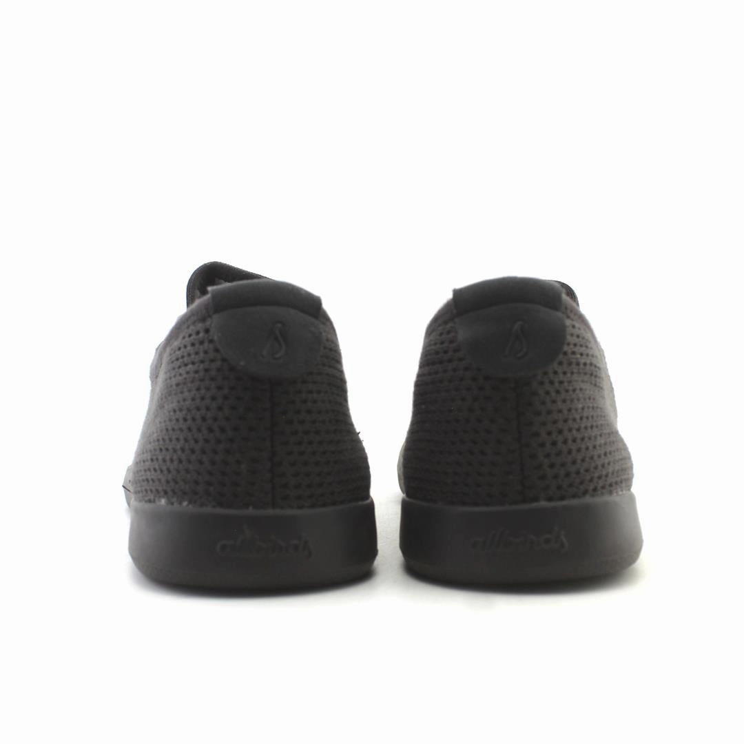 ALLBIRDS  TREE SKIPPERS sleek everyday shoe design