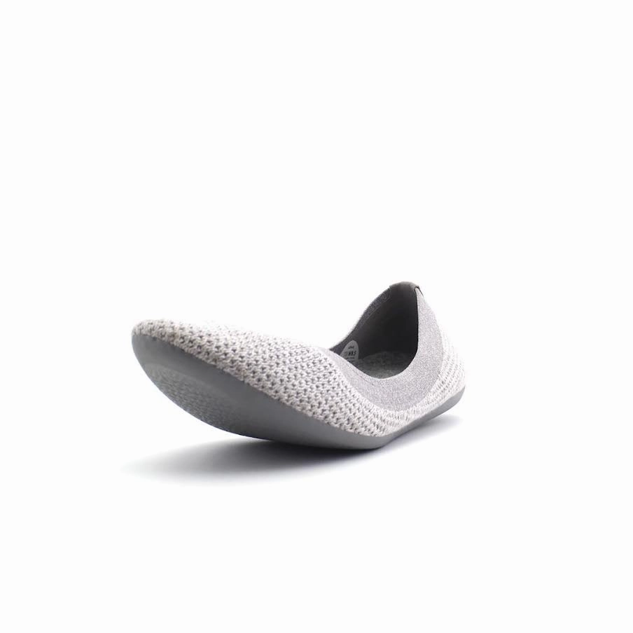 Allbirds Women's Tree Breezers - LIMITED EDITION: (gray sole) sleek everyday shoe design